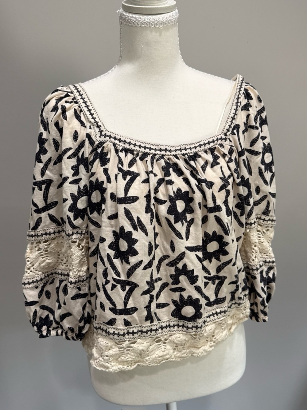 Christian Siriano Cream Peasant Blouse with Black Floral Embroidery